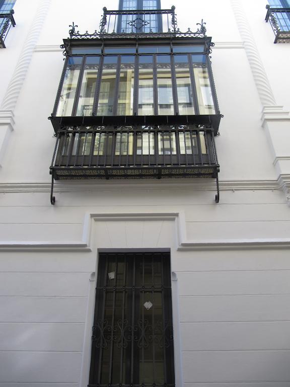 Life Apartments Alberto Lista Sevilla Buitenkant foto